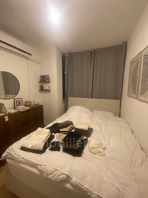 Apartamento 3 cômodos Tel Aviv Dizengof 342-IBL-6871