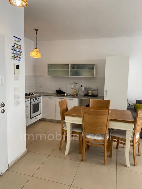Apartamento 3 cômodos Tel Aviv Florentine 342-IBL-6872