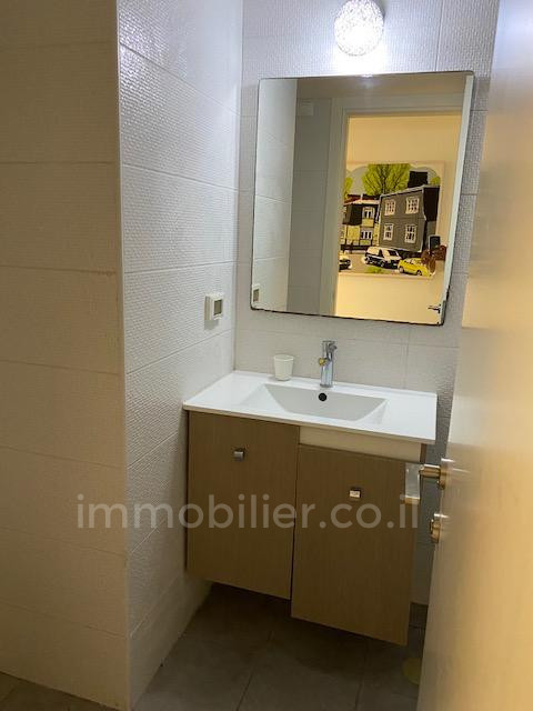 Apartamento 3 cômodos Tel Aviv Florentine 342-IBL-6872