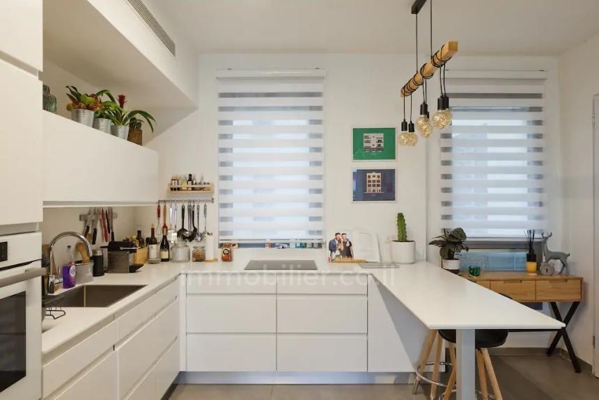 Apartamento 3 cômodos Tel Aviv Levontin 342-IBL-6873