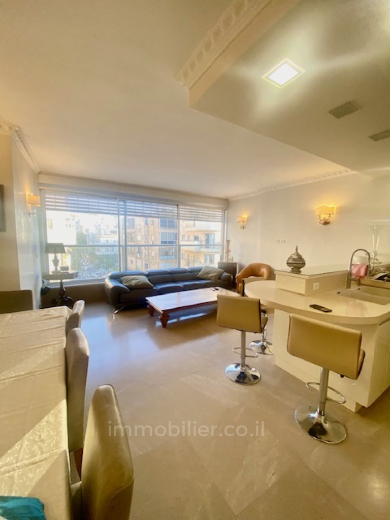 Apartamento 4 cômodos Tel Aviv tel aviv north 342-IBL-6879