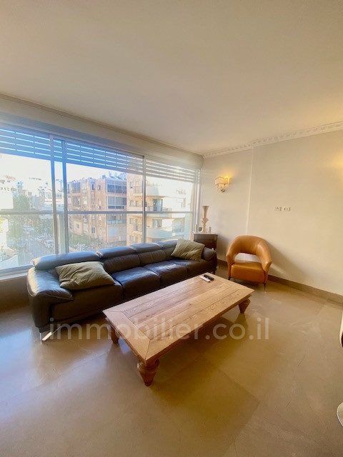 Apartamento 4 cômodos Tel Aviv tel aviv north 342-IBL-6879