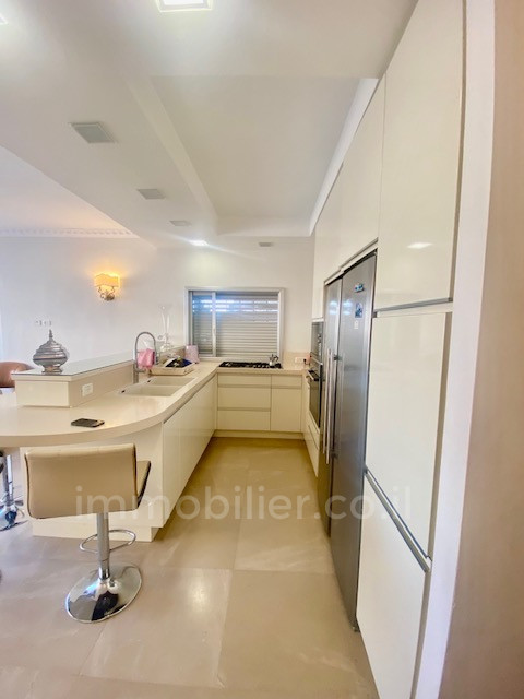 Apartamento 4 cômodos Tel Aviv tel aviv north 342-IBL-6879