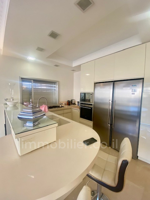 Apartamento 4 cômodos Tel Aviv tel aviv north 342-IBL-6879
