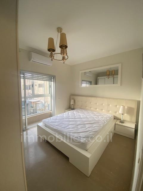 Apartamento 4 cômodos Tel Aviv tel aviv north 342-IBL-6879
