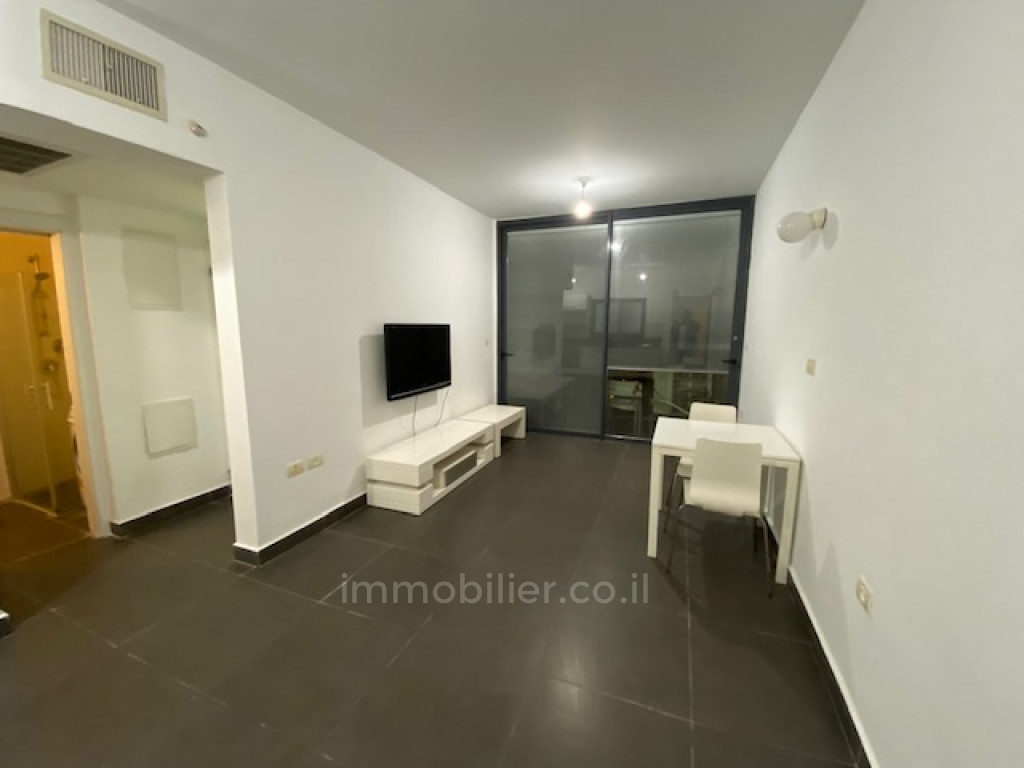 Apartamento 2 cômodos Tel Aviv Ben-Yehuda 342-IBL-6881