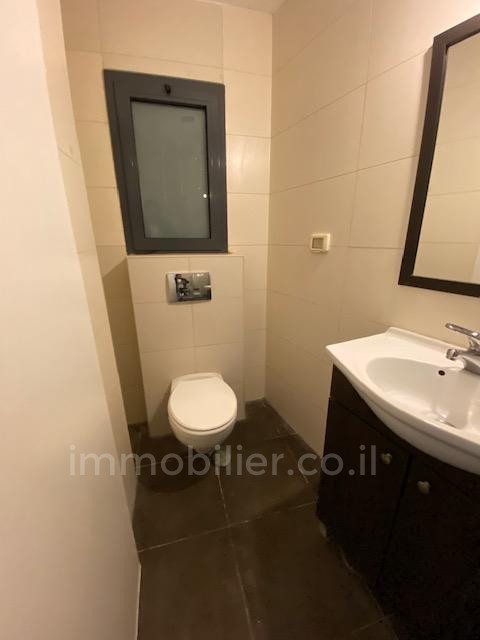 Apartamento 2 cômodos Tel Aviv Ben-Yehuda 342-IBL-6881