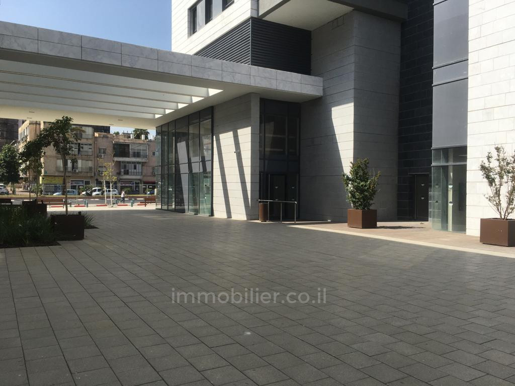 Apartamento 3.5 cômodos Ramat Gan Rue Jabotinski 342-IBL-6882