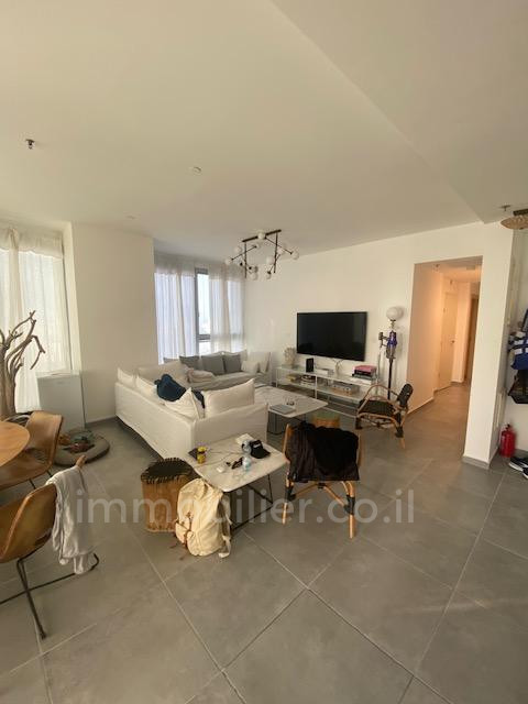 Apartamento 4 cômodos Tel Aviv Sarona 342-IBL-6886