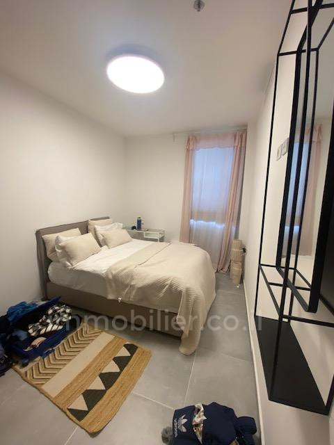 Apartamento 4 cômodos Tel Aviv Sarona 342-IBL-6886