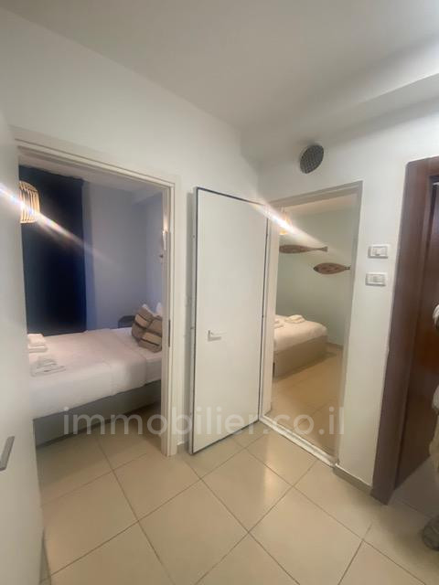 Duplex 3 cômodos Tel Aviv Ben-Yehuda 342-IBL-6889