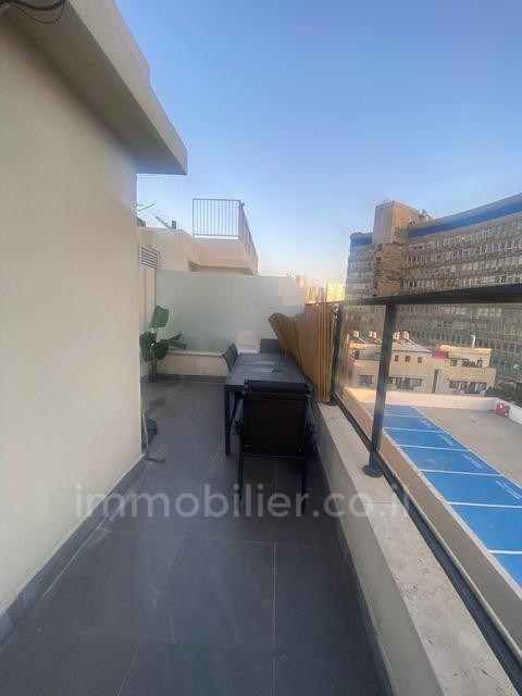 Duplex 3 cômodos Tel Aviv Ben-Yehuda 342-IBL-6889