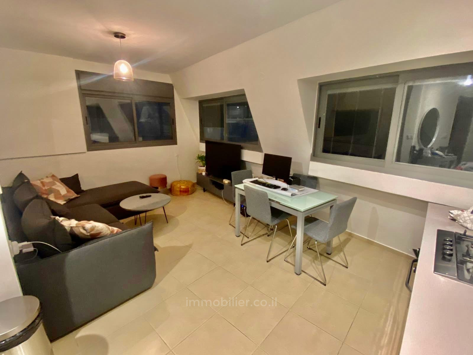 Duplex 4 cômodos Tel Aviv Florentine 342-IBL-6893