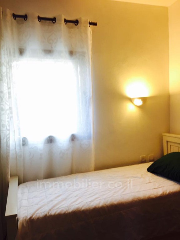 Apartamento 4 cômodos Ascalão Barnea 343-IBL-1001