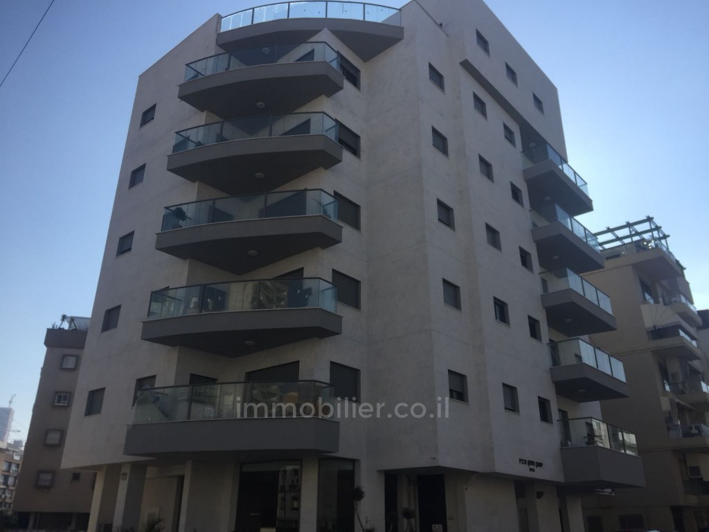Apartamento 4 cômodos Bat yam Bat yam 343-IBL-1005