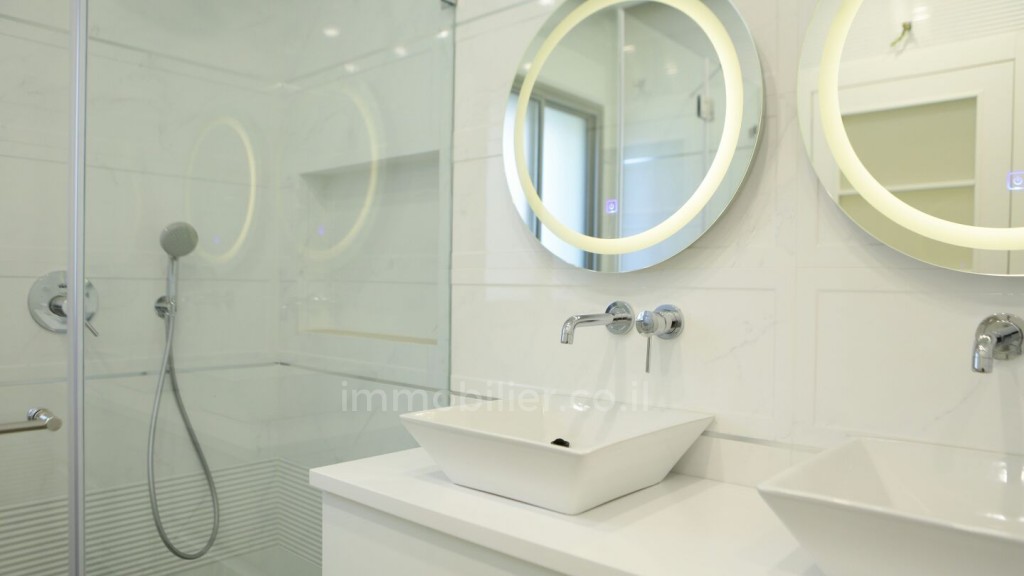 Cobertura 4 cômodos Jerusalém Rehavia 343-IBL-1024