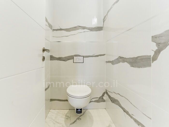 Cobertura 4 cômodos Jerusalém Rehavia 343-IBL-1024