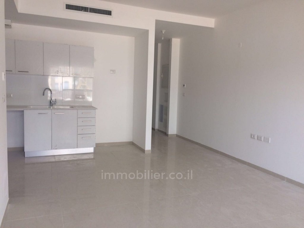 Apartamento 2 cômodos Jerusalém Baka 343-IBL-1025