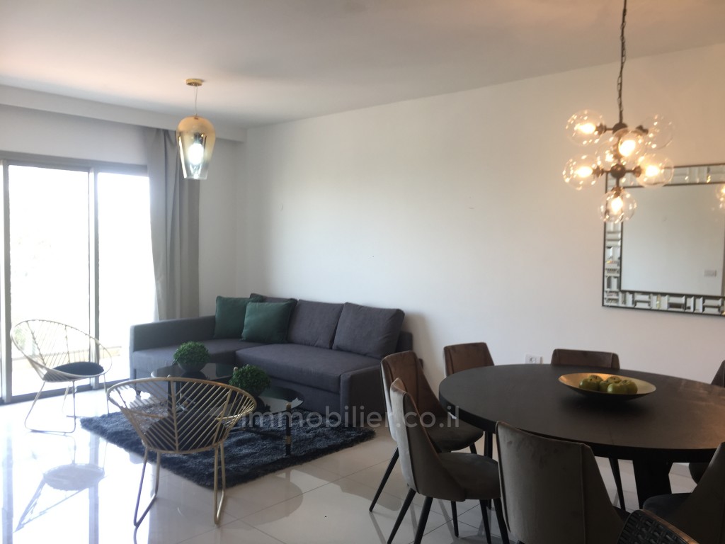 Apartamento 3 cômodos Jerusalém Centro da cidade 343-IBL-1039