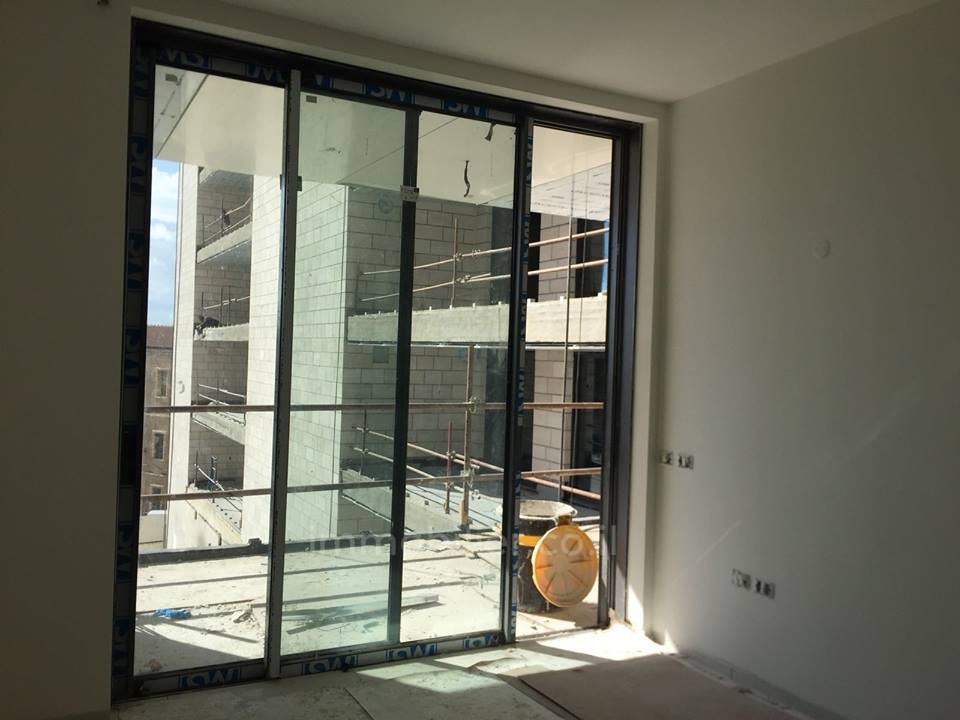 Apartamento 2 cômodos Jerusalém Centro da cidade 343-IBL-1057