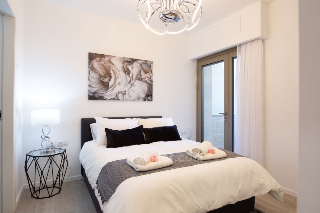 Apartamento 3 cômodos Jerusalém Centro da cidade 343-IBL-1058