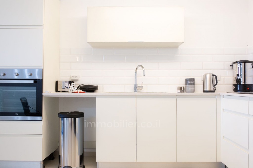 Apartamento 3 cômodos Jerusalém Centro da cidade 343-IBL-1058