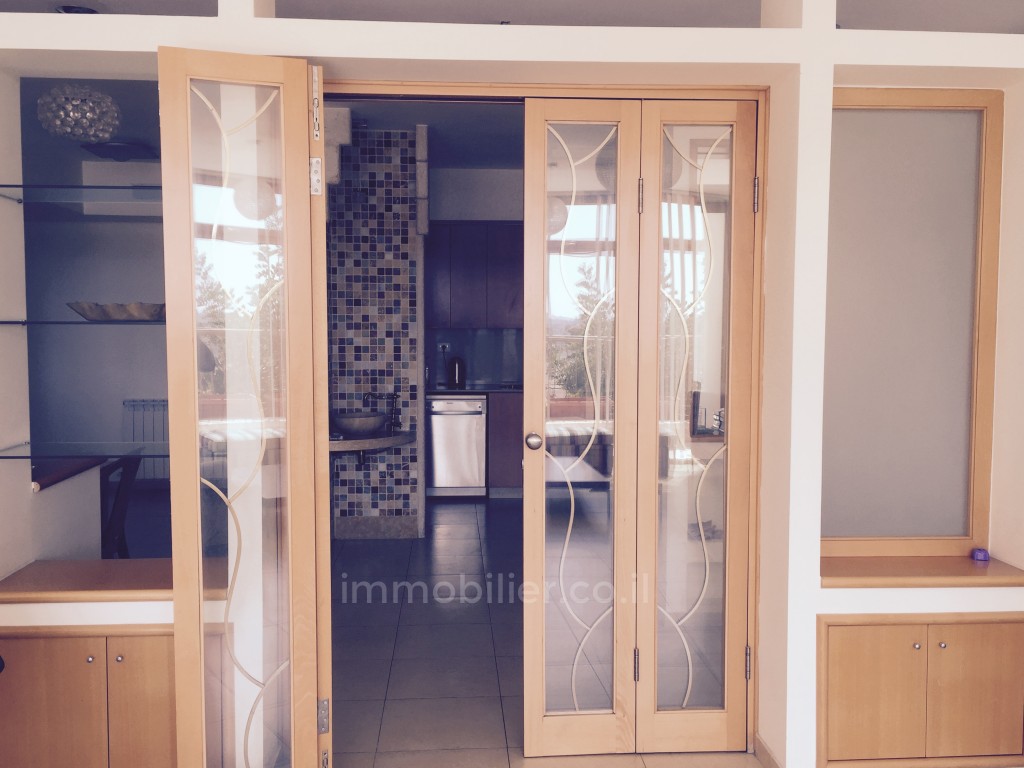 Apartamento 4 cômodos Jerusalém Beit Vagan 343-IBL-825