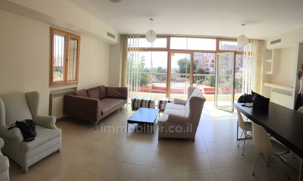 Apartamento 4 cômodos Jerusalém Beit Vagan 343-IBL-825