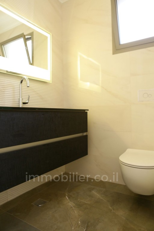 Apartamento 4 cômodos Jerusalém Rehavia 343-IBL-991