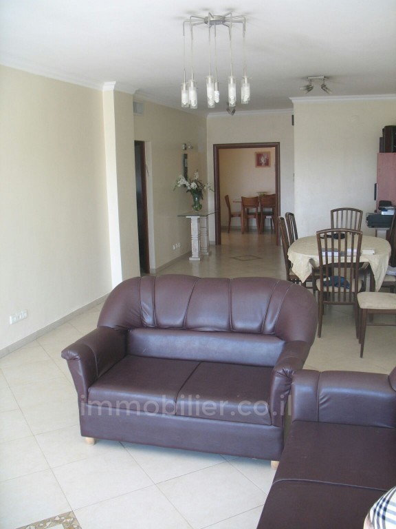 Apartamento 4 cômodos Jerusalém Beit Vagan 343-IBL-993