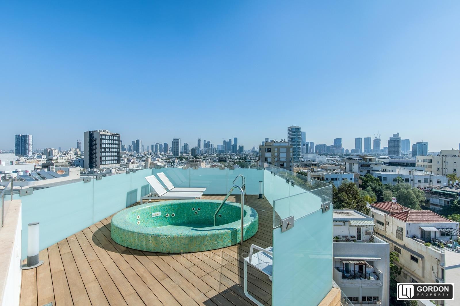 Duplex-Cobertura 5 cômodos Tel Aviv Primeira linha de mar 357-IBL-1454