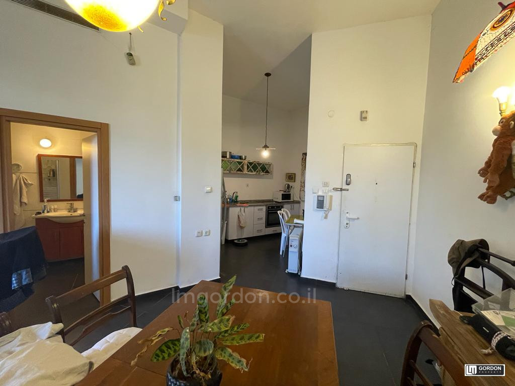 Apartamento 2 cômodos Yaffo Shouk hapishpoushim 357-IBL-1464