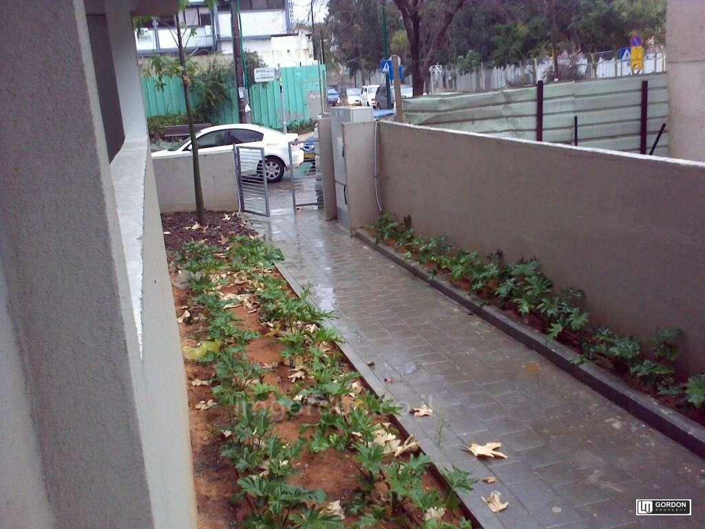 Apartamento 3 cômodos Tel Aviv Montifiory 357-IBL-1472