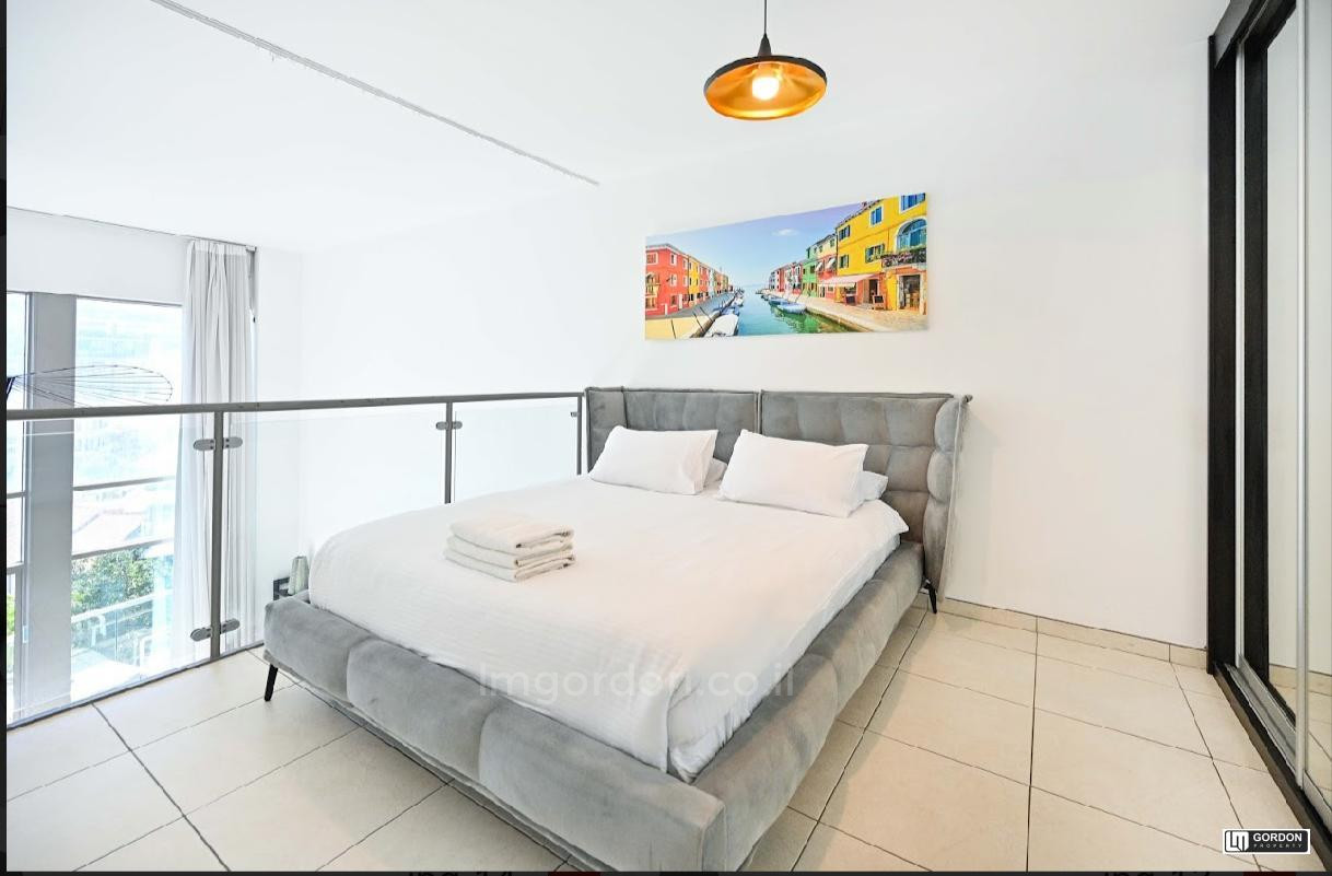 Duplex 2 cômodos Tel Aviv Neve Tsedek 357-IBL-1510