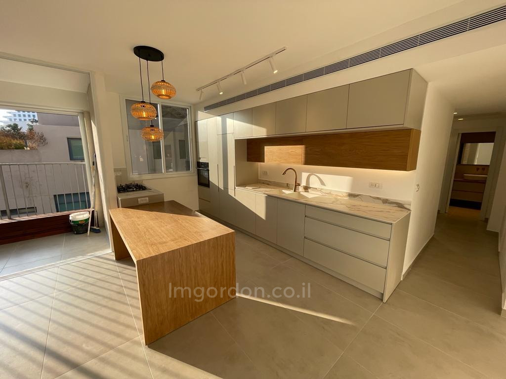 Apartamento 3 cômodos Tel Aviv Região marítima 357-IBL-1534