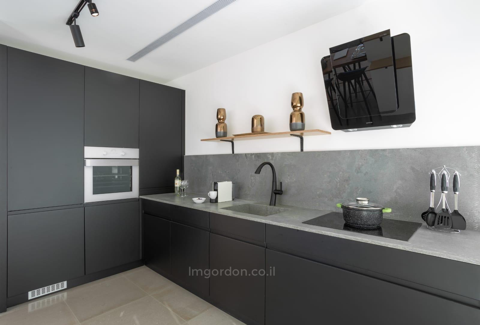Apartamento 4 cômodos Tel Aviv Rothshild 357-IBL-1564
