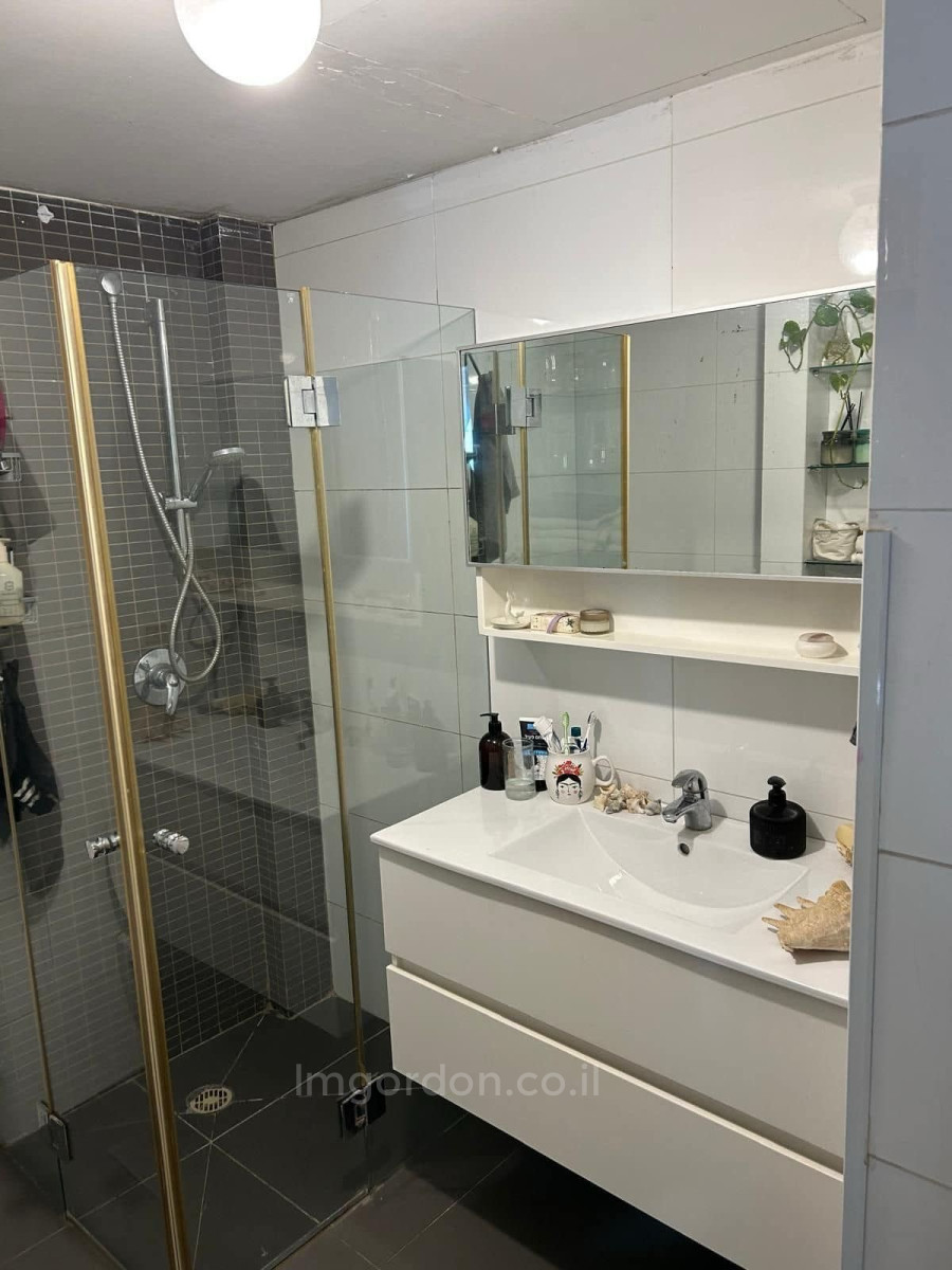 Apartamento 2 cômodos Tel Aviv Florentine 357-IBL-1576