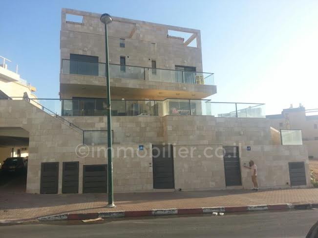 Casarão 5 cômodos Netanya Nat600 368-IBL-173