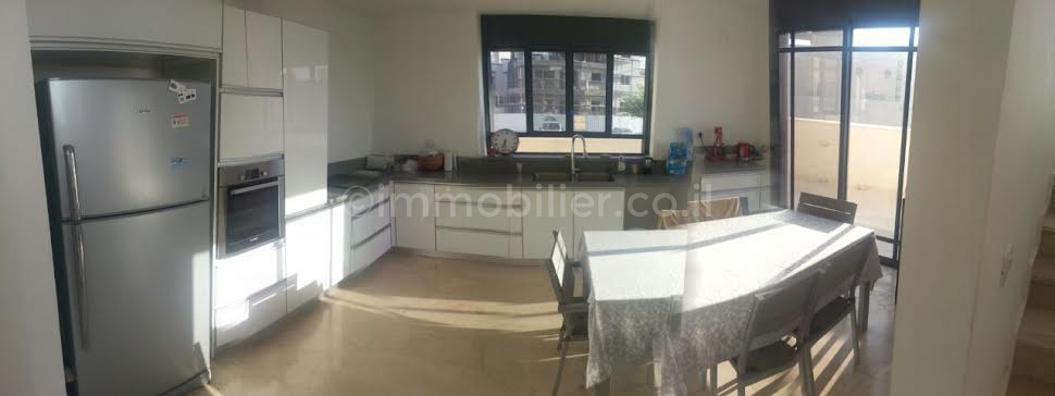 Casarão 5 cômodos Netanya Nat600 368-IBL-173