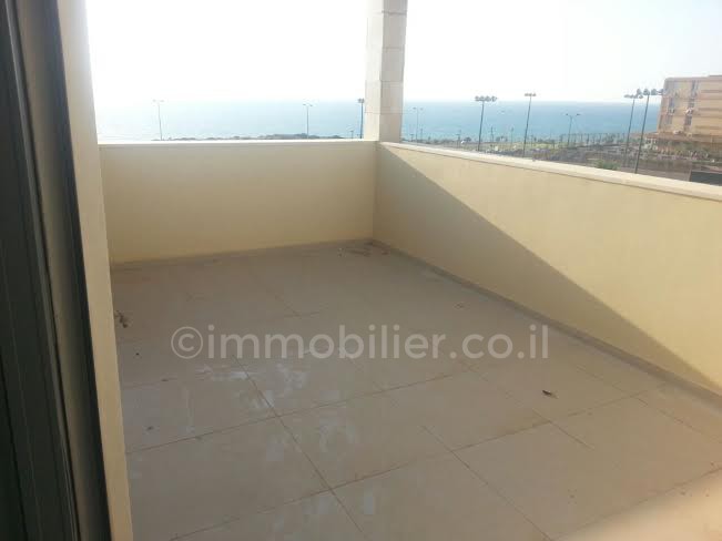 Casarão 5 cômodos Netanya Nat600 368-IBL-173