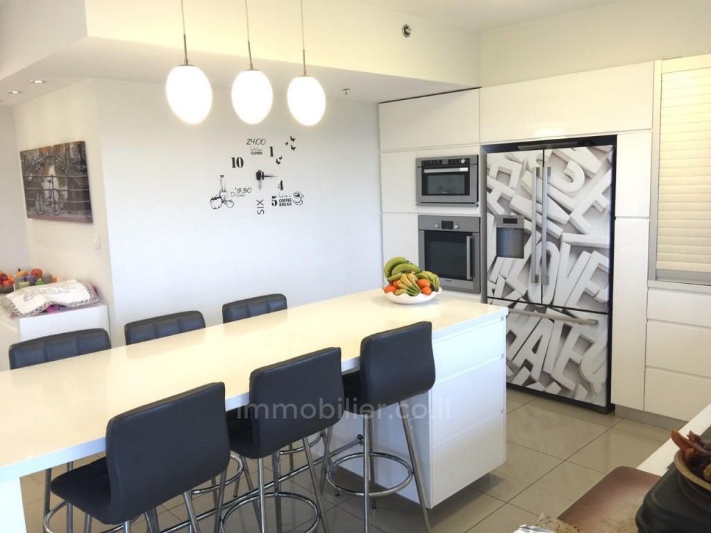 Cobertura 6 cômodos Netanya Kiriat Hasharon 368-IBL-280