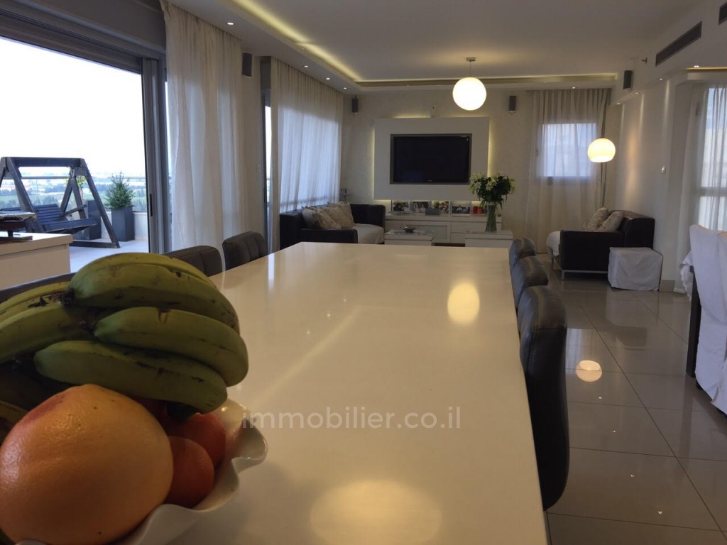 Cobertura 6 cômodos Netanya Kiriat Hasharon 368-IBL-280