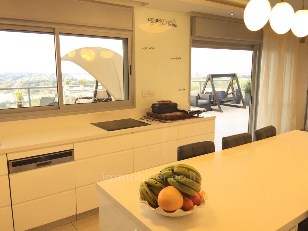 Cobertura 6 cômodos Netanya Kiriat Hasharon 368-IBL-280