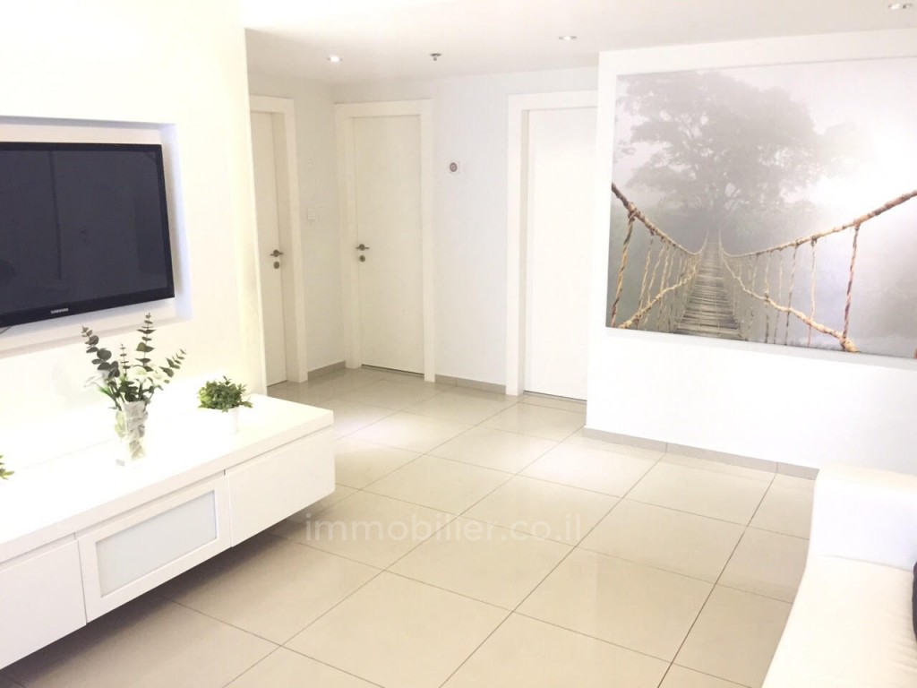 Cobertura 6 cômodos Netanya Kiriat Hasharon 368-IBL-280