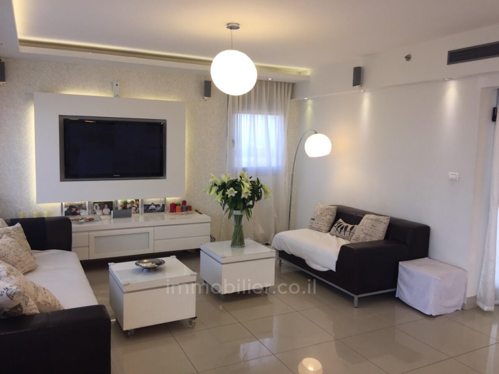 Cobertura 6 cômodos Netanya Kiriat Hasharon 368-IBL-280