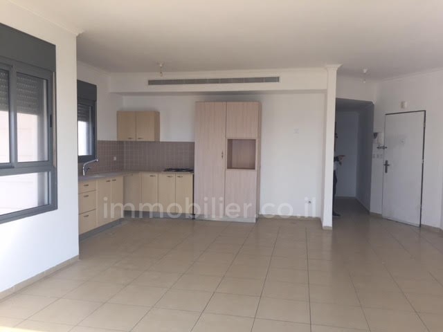 Apartamento 5 cômodos Netanya Nat600 368-IBL-351