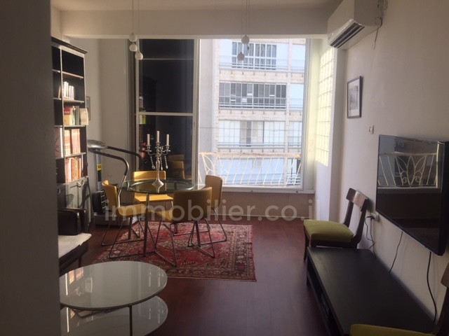 Apartamento 2 cômodos Netanya Centro da cidade 368-IBL-362