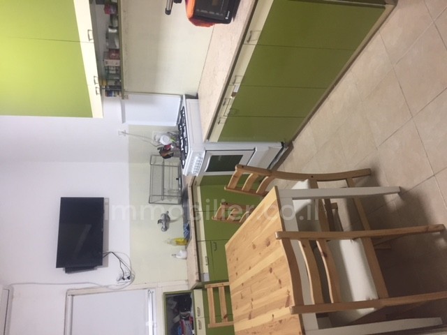 Apartamento 2 cômodos Netanya Centro da cidade 368-IBL-362