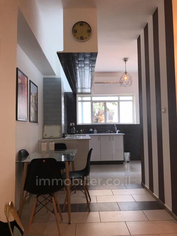 Apartamento 4 cômodos Netanya Centro da cidade 368-IBL-366
