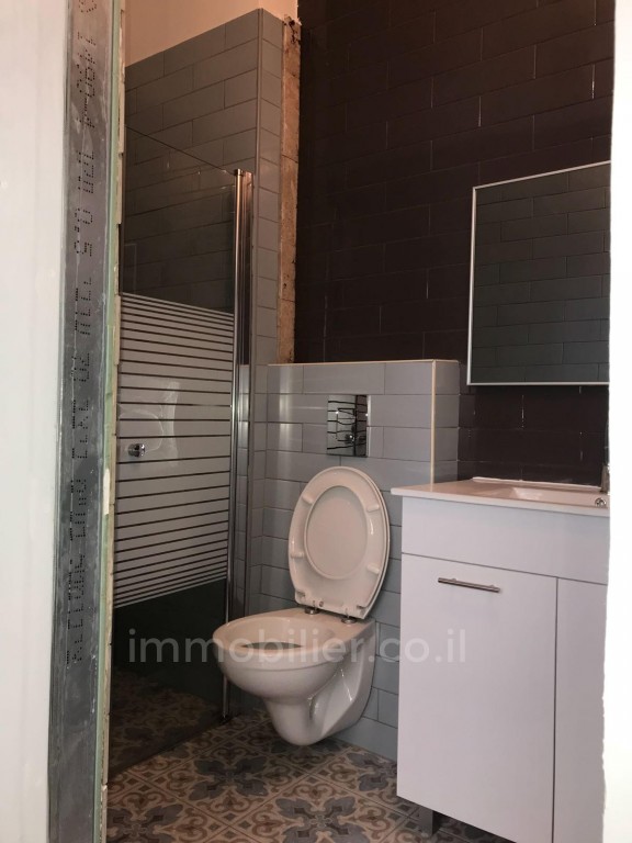 Apartamento 4 cômodos Netanya Centro da cidade 368-IBL-366